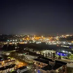 Luxurious 1Br Uptown Highrise/ Balcony With City View!