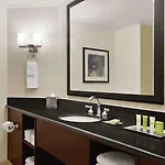 Doubletree By Hilton South Tyvola Hotel 4*