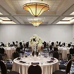 Hotel Doubletree By Hilton South Tyvola