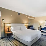 Hotel Doubletree By Hilton South Tyvola