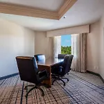 Doubletree By Hilton South Tyvola Hotel