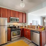 The Home Collection Clt: 800 Magnolia