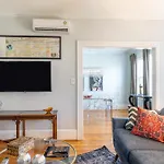 The Home Collection Clt: 800 Magnolia