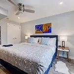 Chic And Relaxing 1br In The Heart Of Myers Park *