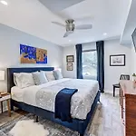Chic And Relaxing 1br In The Heart Of Myers Park Holiday home