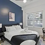 Spacious 2bd - 5 Min Dt, Gym, Parking, W-d - Sleep 12 * Charlotte
