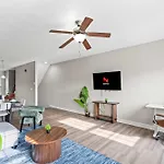 Upscale King 3Br Townhouse In Pineville