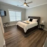Acres Retreat