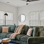 3Br Townhouse King Bed Backyard Airport