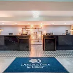 Doubletree By Hilton South Tyvola Hotel