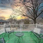 Chic 1 Bedroom Units Near Dilworth