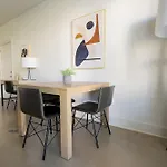 Landing Apartments - The Henry
