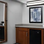Hyatt Place Charlotte Airport/Lake Pointe