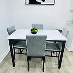 Cozy Corner Escape Entire Home In Charlotte