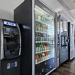 Lux Mins To Atrium & Arena & Stadiums Uptown