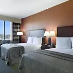Doubletree By Hilton South Tyvola