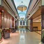 Doubletree By Hilton South Tyvola Hotel