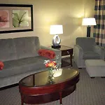 Hotel Doubletree By Hilton South Tyvola