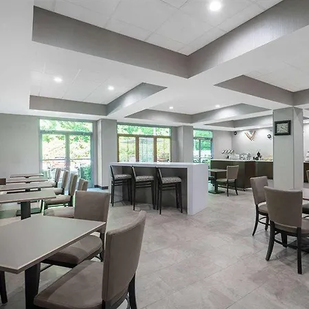 Hotel Wingate By Wyndham Airport Charlotte