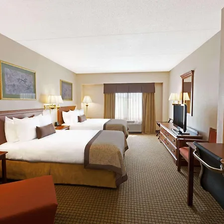 Hotel Wingate By Wyndham Airport Charlotte