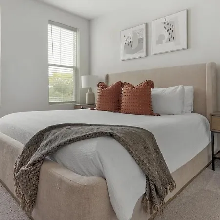 Landing At The Henry - 2 Bedrooms In Northwest * Charlotte
