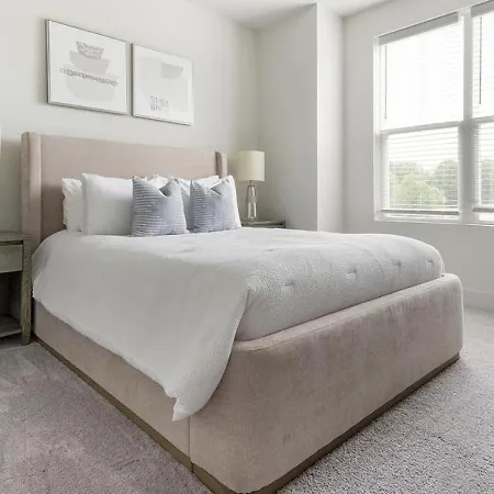 Landing At The Henry - 2 Bedrooms In Northwest Apartment Charlotte