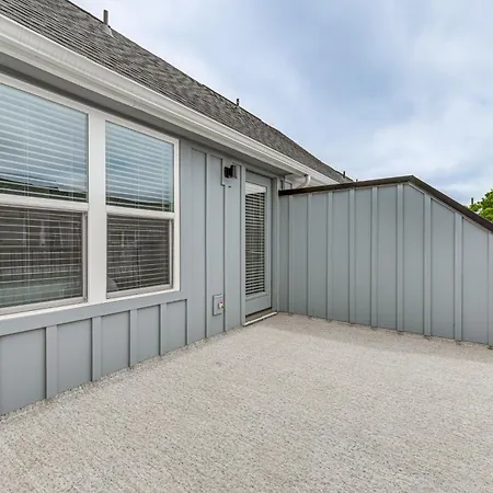 Holiday home Walk To Music Factory: Townhome W/ Rooftop Deck! Charlotte
