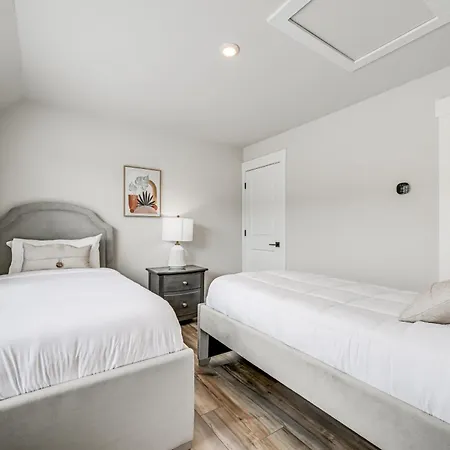Holiday home Walk To Music Factory: Townhome W/ Rooftop Deck! Charlotte