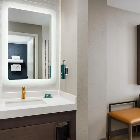 Hotel Doubletree By Hilton Center 4*