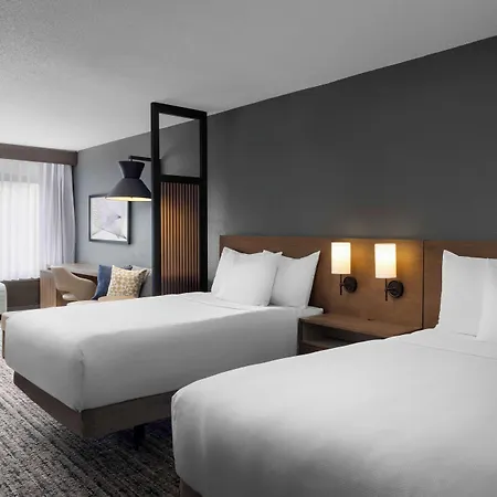 Hyatt Place Airport/lake Pointe Hotel