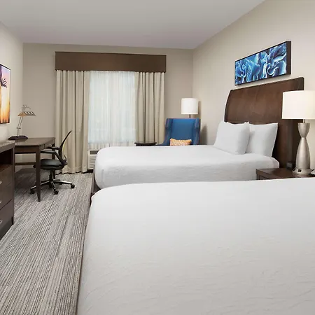 Hotel Hilton Garden Airport 3*