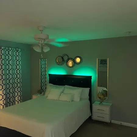 Holiday home Abode At Charlotte