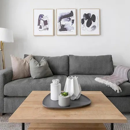 Apartment Landing Apartments - The Henry *