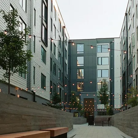 Hotel At Joinery West In