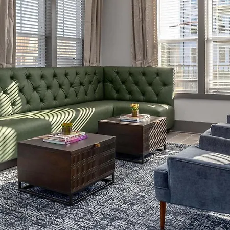 Apartment Landing Apartments - The Henry *