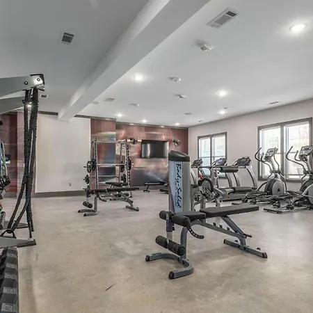 Landing Apartments - The Henry * Charlotte