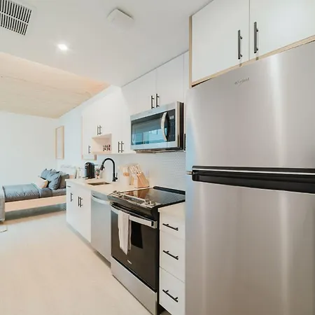 Hotel At Joinery West In 3*