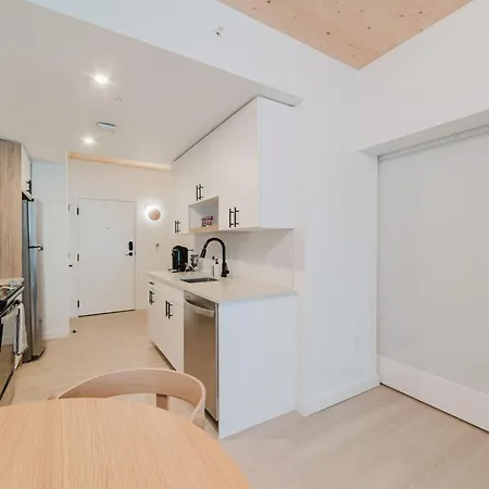 Hotel At Joinery West In