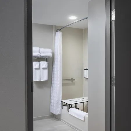Hyatt Place Airport/lake Pointe