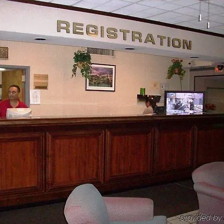 Quality & Area Hotel Charlotte