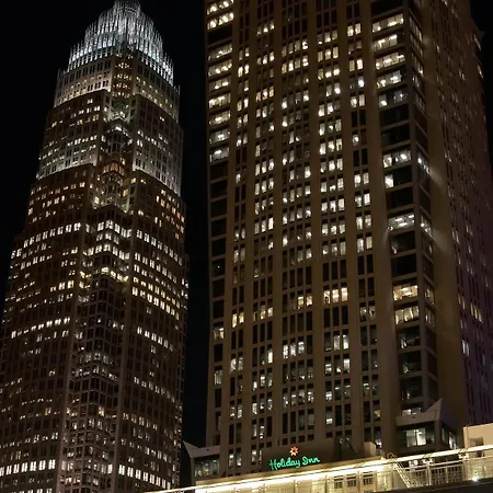 Doubletree By Hilton Center