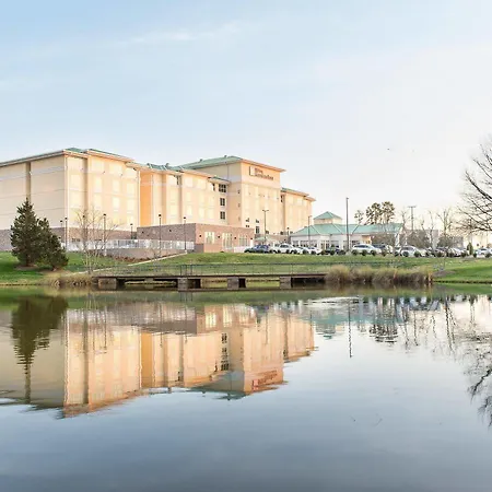 Hotel Hilton Garden Airport 3*