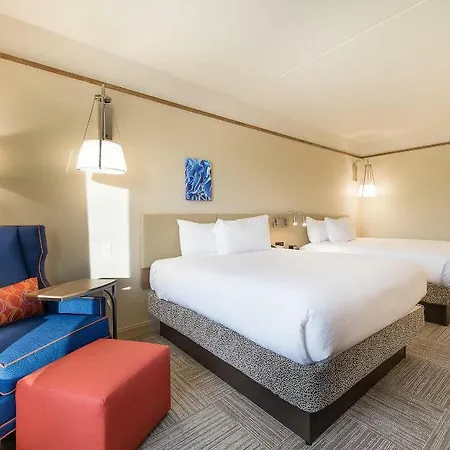 Hilton Garden Airport Hotel