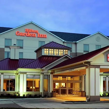 Hilton Garden Airport Hotel 3*