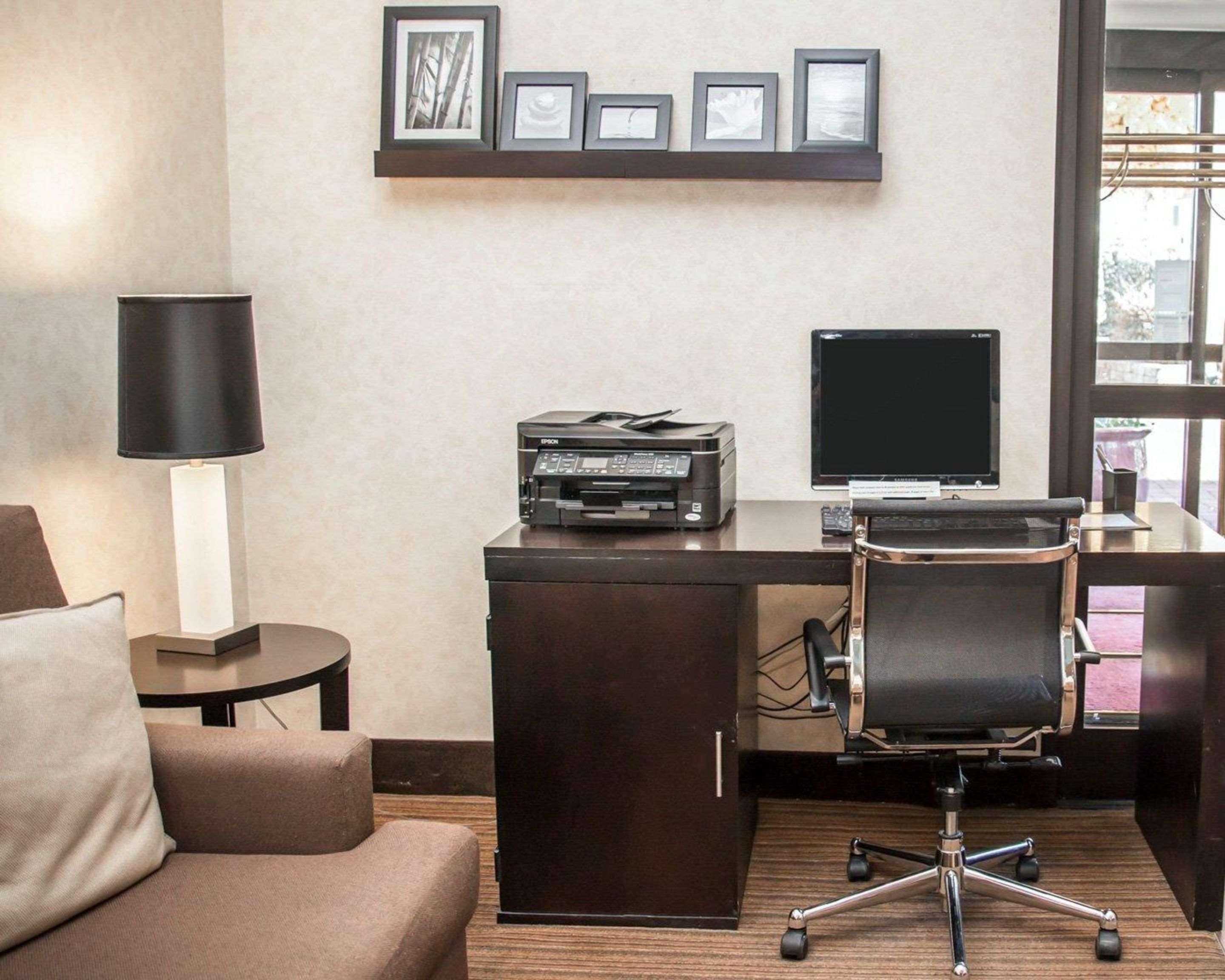 Sleep Place Inn Charlotte