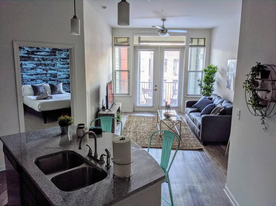 League Flats South End At South Blvd Apartment