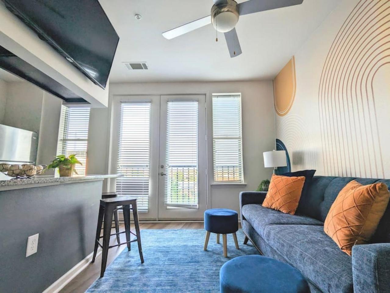 League Flats South End At South Blvd Apartment