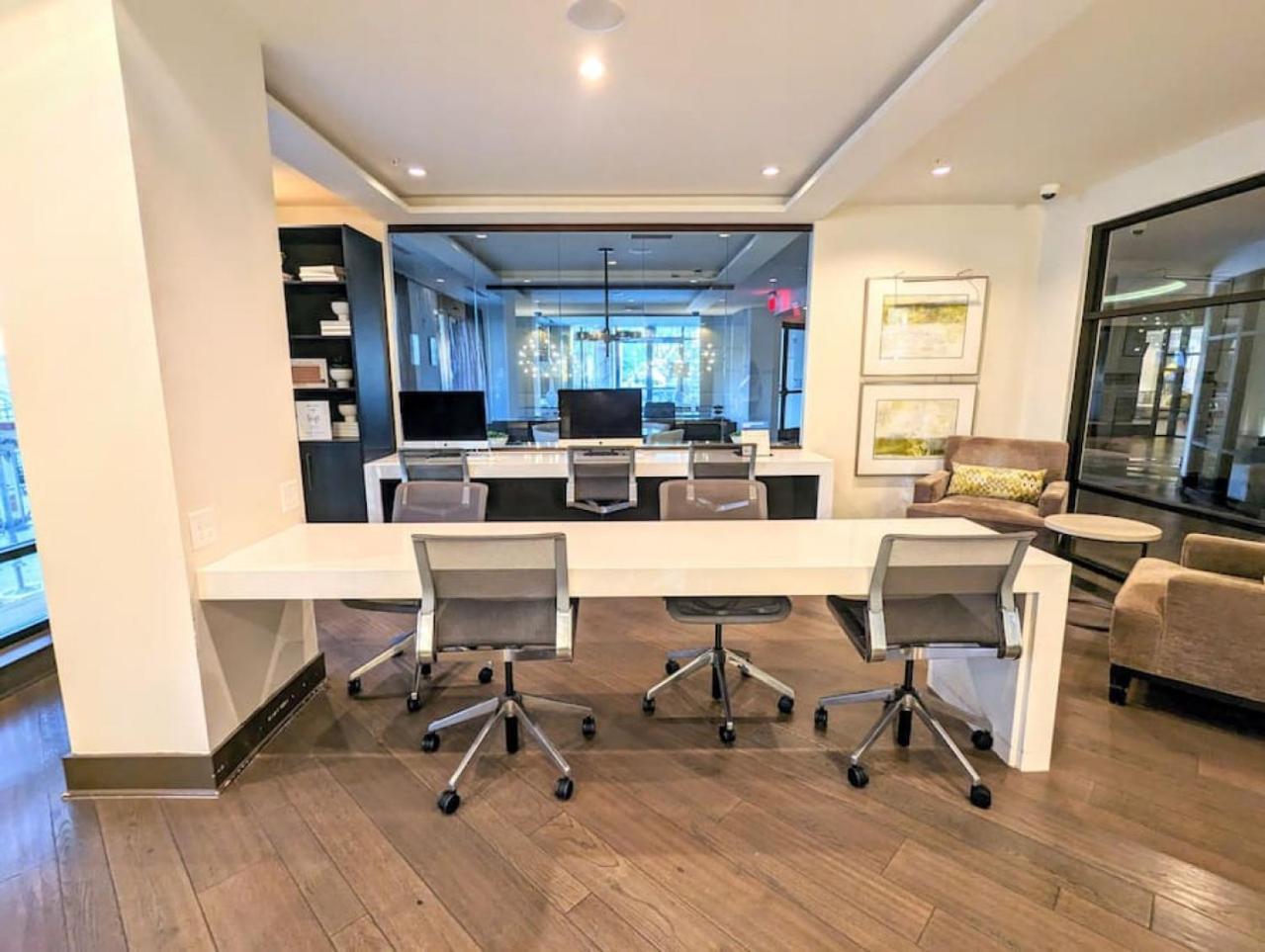 League Flats South End At South Blvd