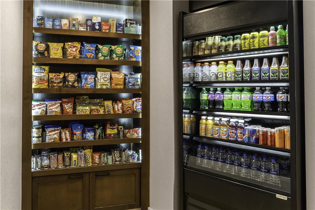 Hotel Hyatt Place Airport Billy Graham Parkway 3*