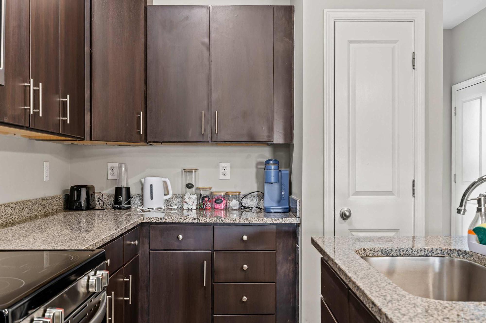 Holiday home Upscale King 3br Townhouse In Pineville Charlotte